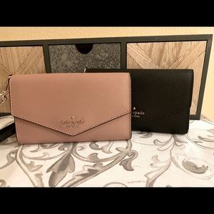 Kate spade IPhone Leather Wristlet